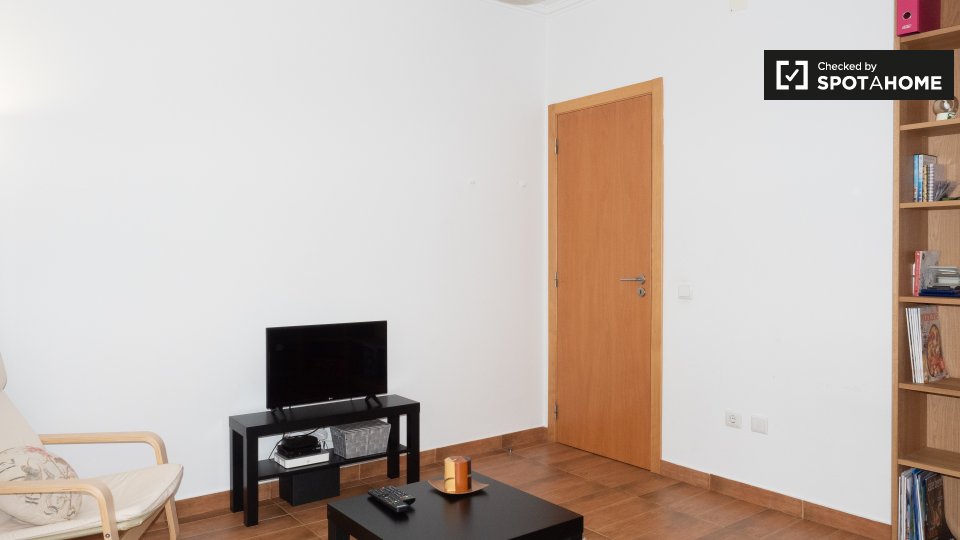 Apartment Lisbon, 1 bed, 55m² — photo 3
