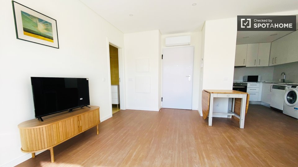 Apartment mono Lisbon — photo 15