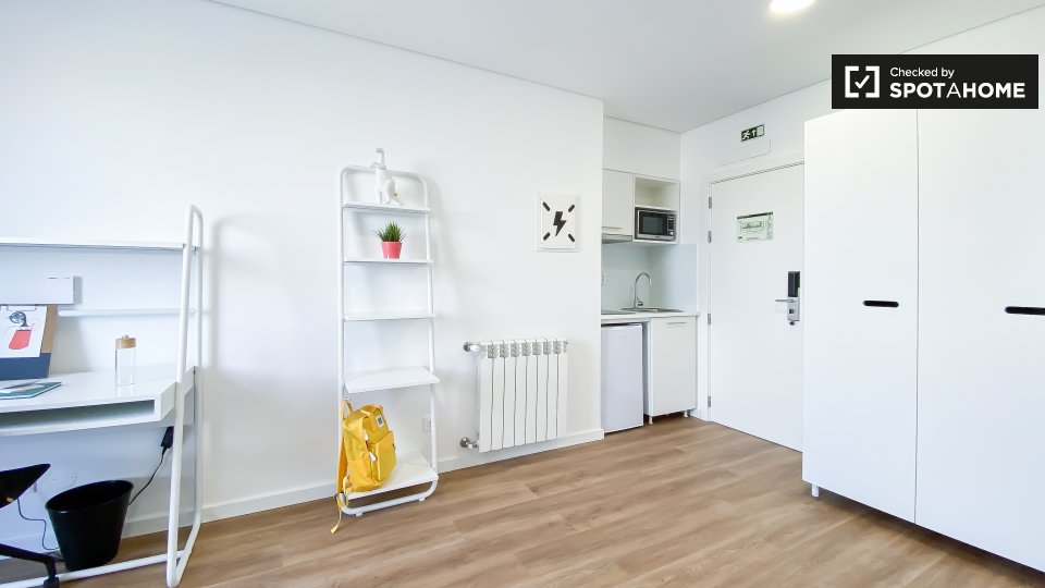 Apartment mono Lisbon, 18m² — photo 3