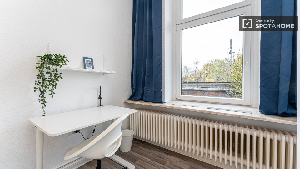 Double room Berlin, 5 beds, 95m² — photo 4
