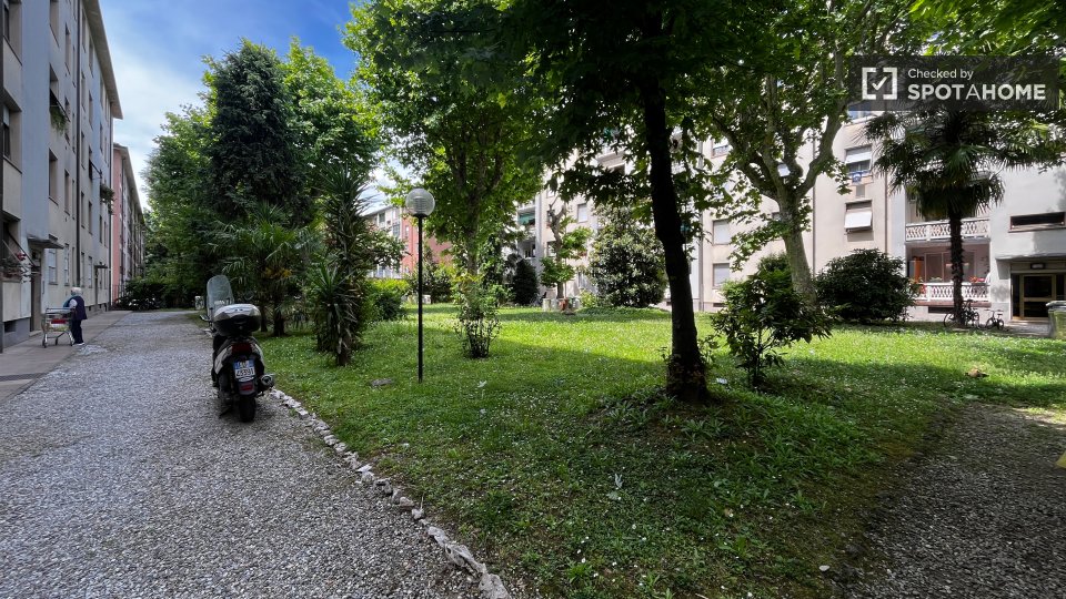 Apartment Milan, 1 bed, 70m² — photo 74