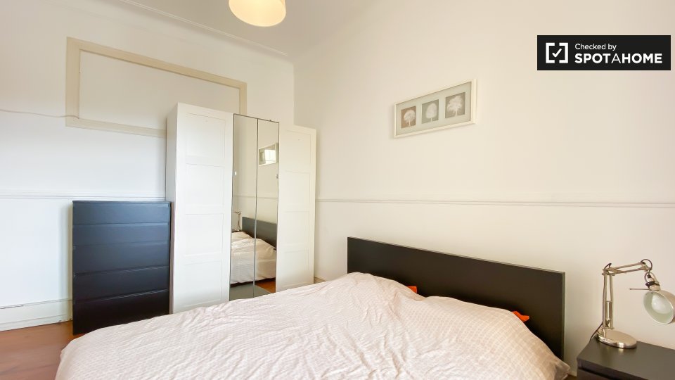 Double room Lisbon, 4 beds, 110m² — photo 2