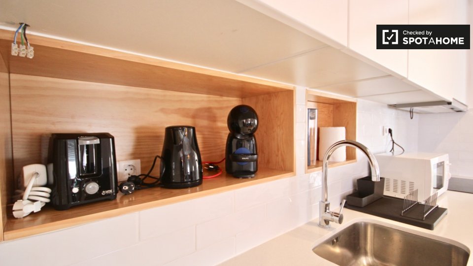 Apartment Lisbon, 2 beds — photo 8