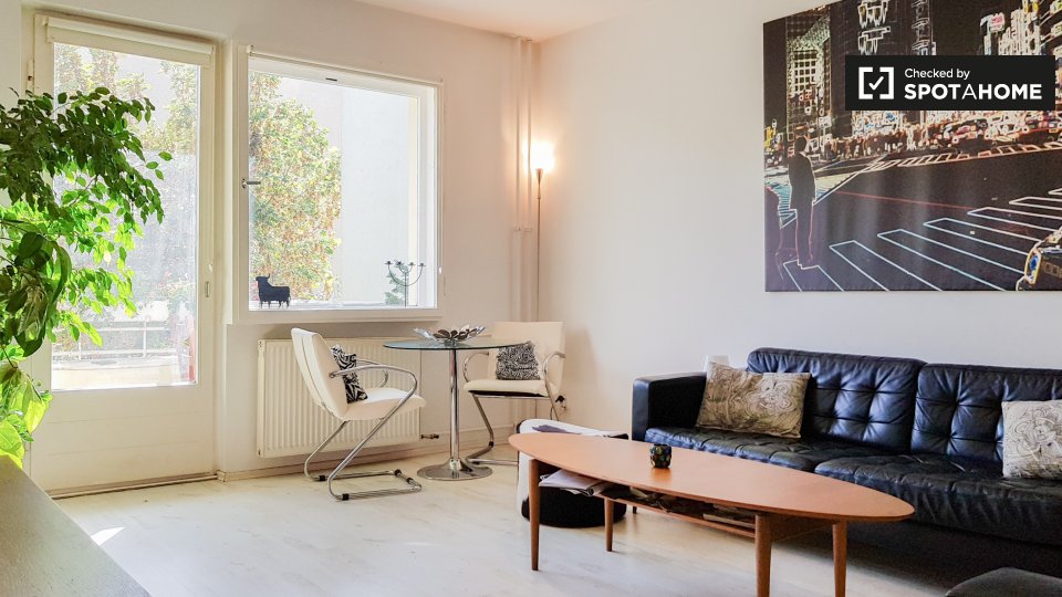 Apartment Berlin, 1 bed, 60m² — photo 1