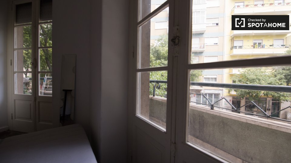 Double room Lisbon, 7 beds, 100m² — photo 5