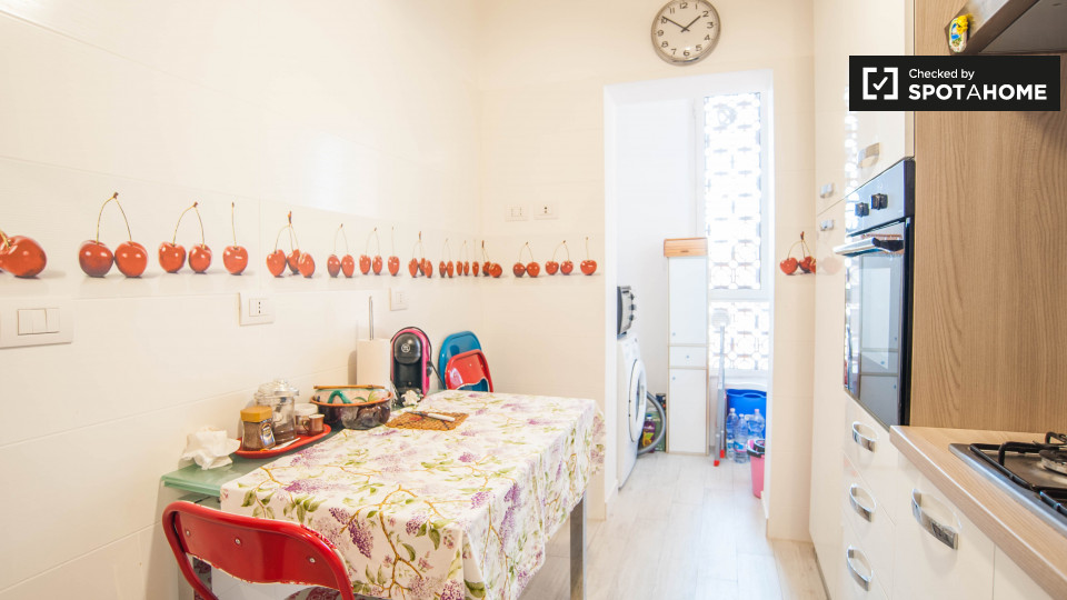 Double room Rome, 2 beds, 120m² — photo 8