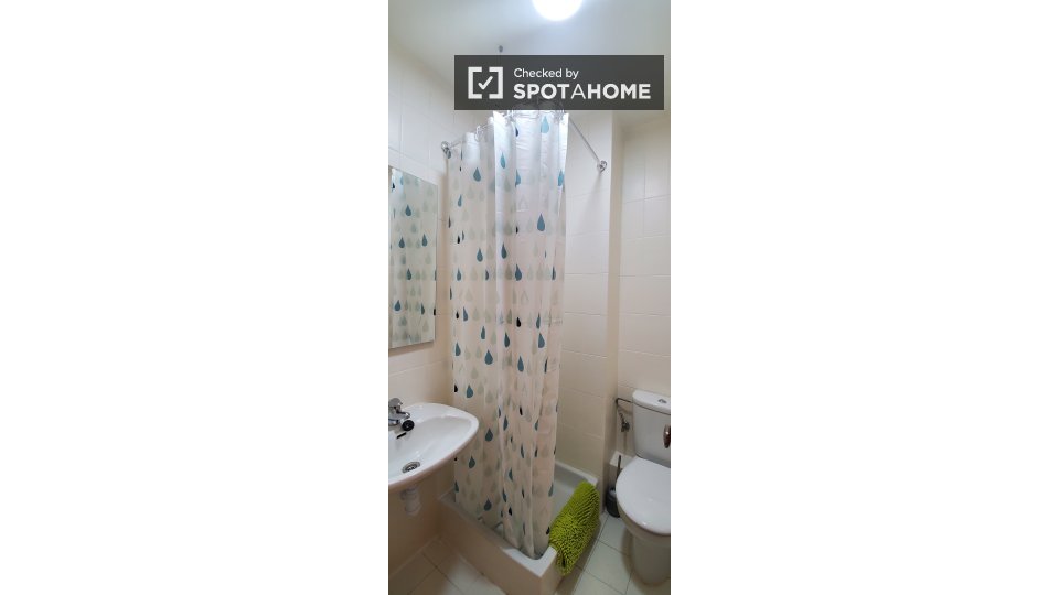 Double room Barcelona, 4 beds, 90m² — photo 3