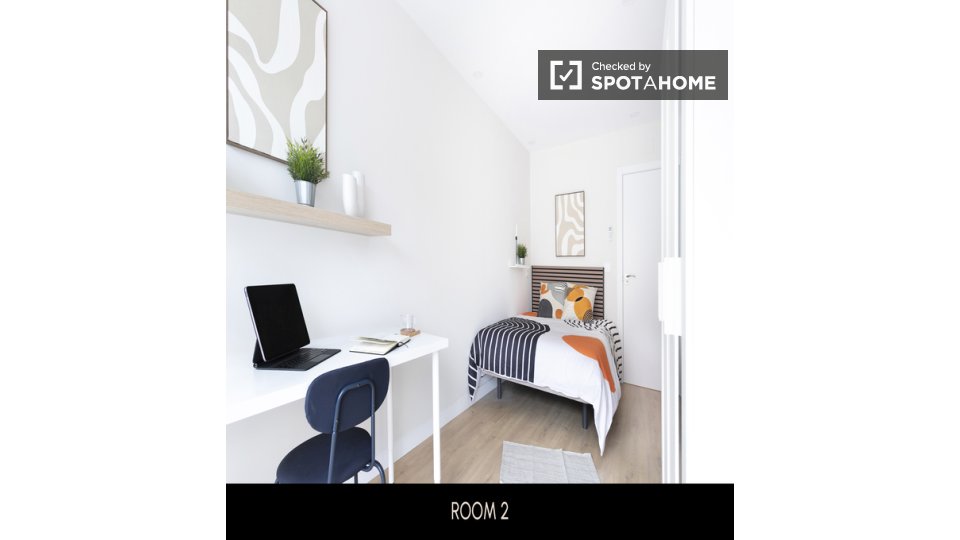 Double room Madrid, 7 beds, 162m² — photo 13