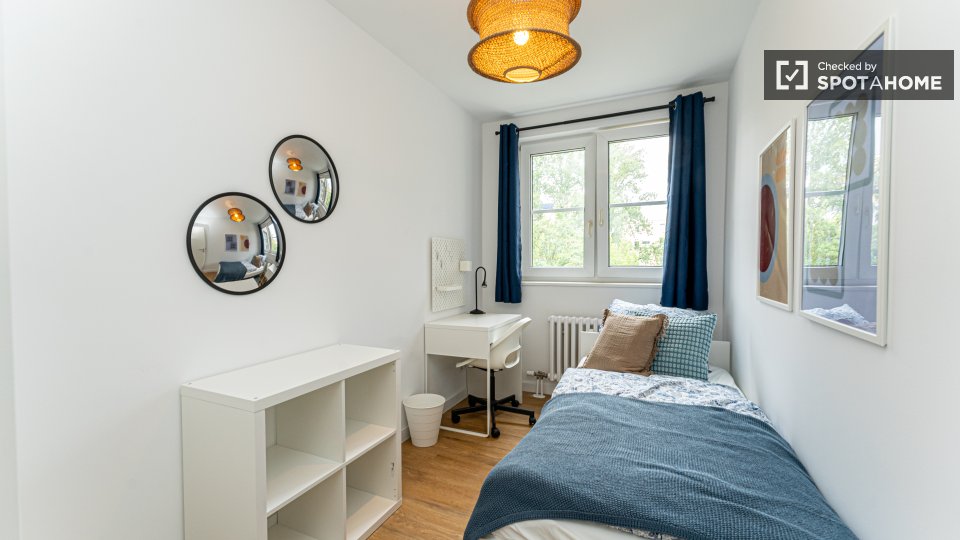 Double room Berlin, 4 beds, 65m² — photo 5