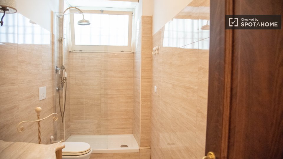 Apartment Rome, 2 beds, 48m² — photo 9