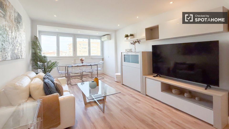 Apartment Madrid, 4 beds — photo 29