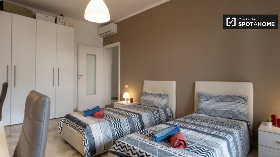 Double room Milan, 4 beds — photo 2