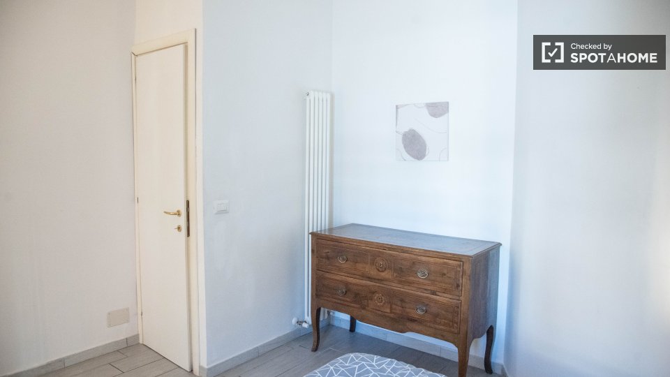 Apartment Rome, 4 beds, 60m² — photo 28