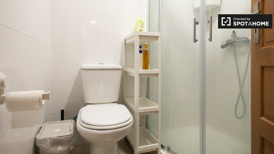 Double room Porto, 6 beds, 300m² — photo 10