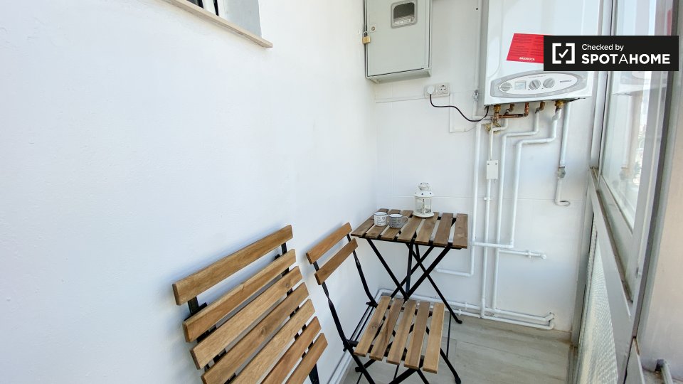 Double room Valencia, 3 beds — photo 10