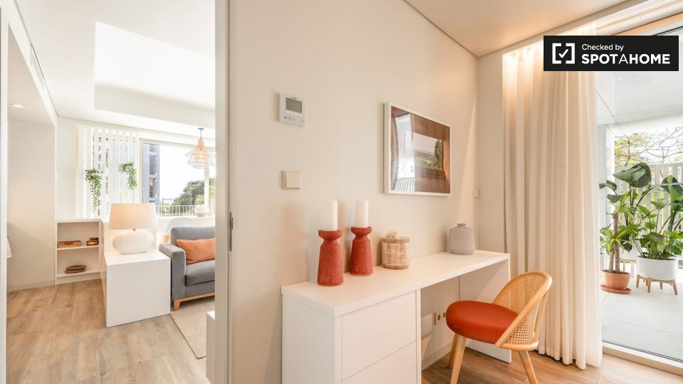 Apartment Lisbon, 2 beds — photo 8