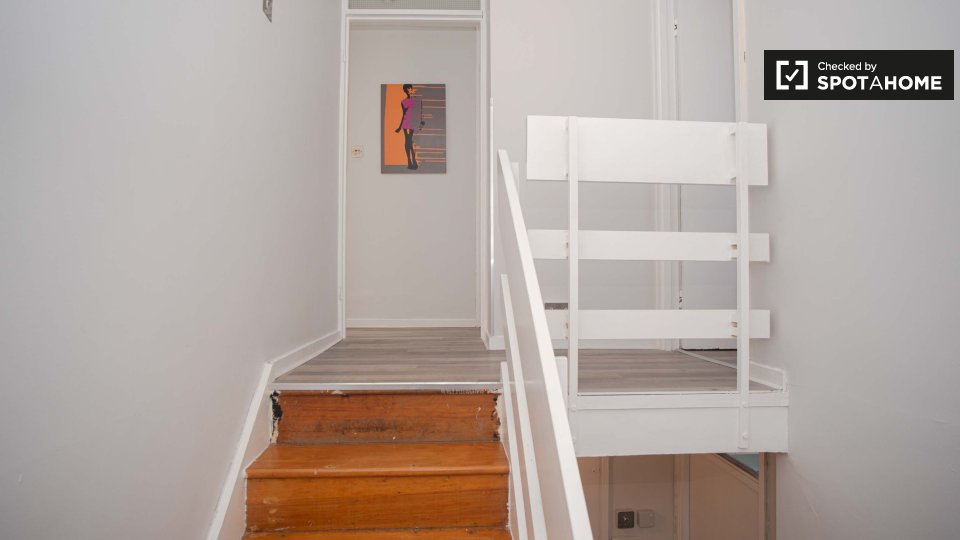Double room London, 5 beds — photo 2