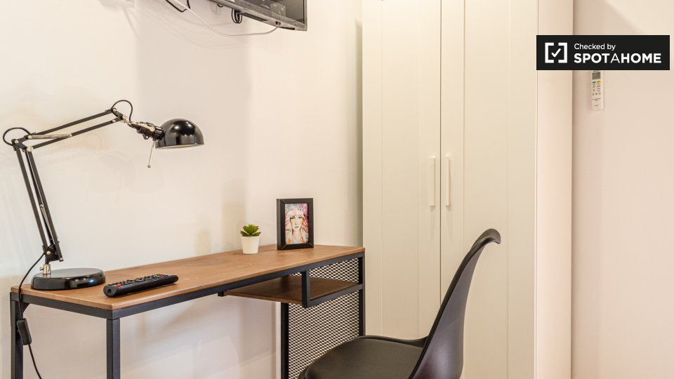 Double room Valencia, 5 beds — photo 1