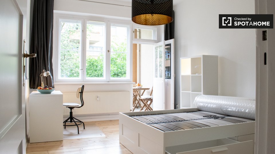 Double room Berlin, 2 beds, 50m² — photo 1
