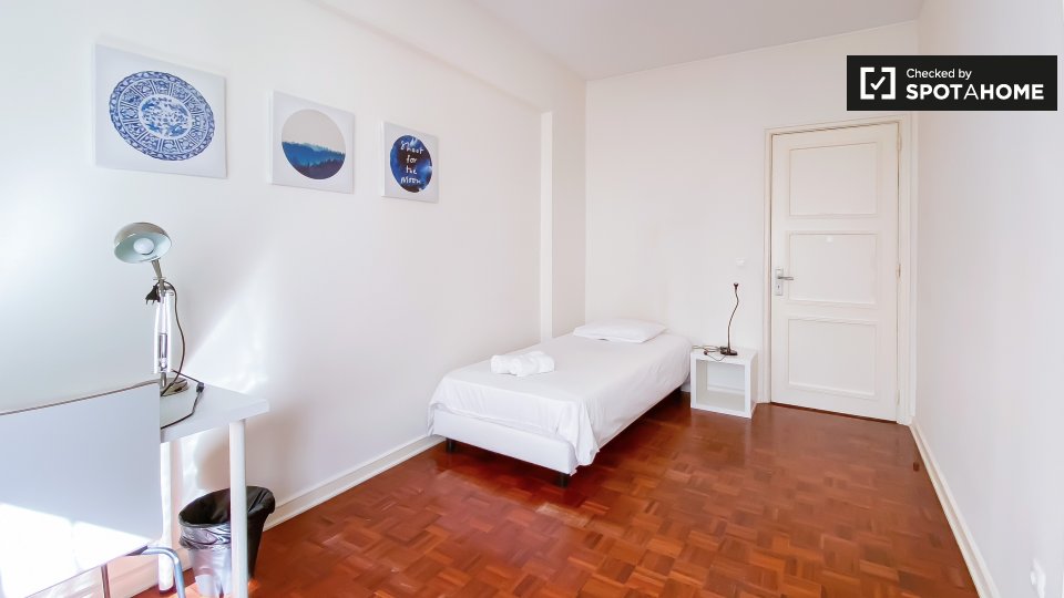 Double room Lisbon, 10 beds — photo 1