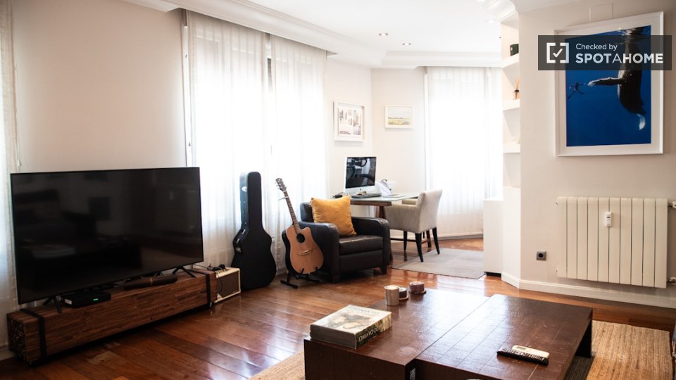 Double room Madrid, 4 beds, 152m² — photo 7