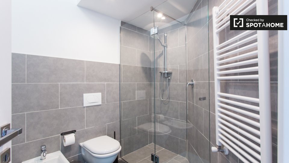 Double room Milan, 5 beds, 113m² — photo 10