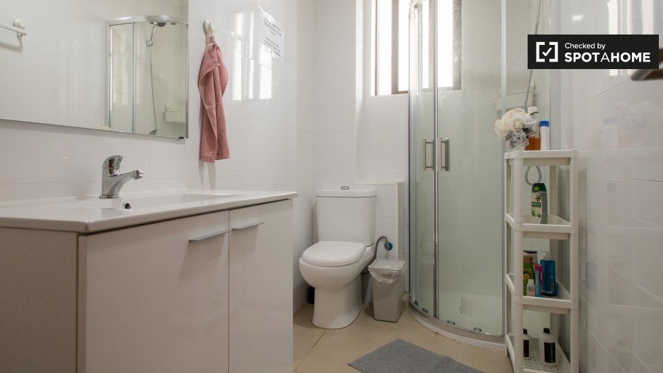 Double room Porto, 6 beds, 300m² — photo 9