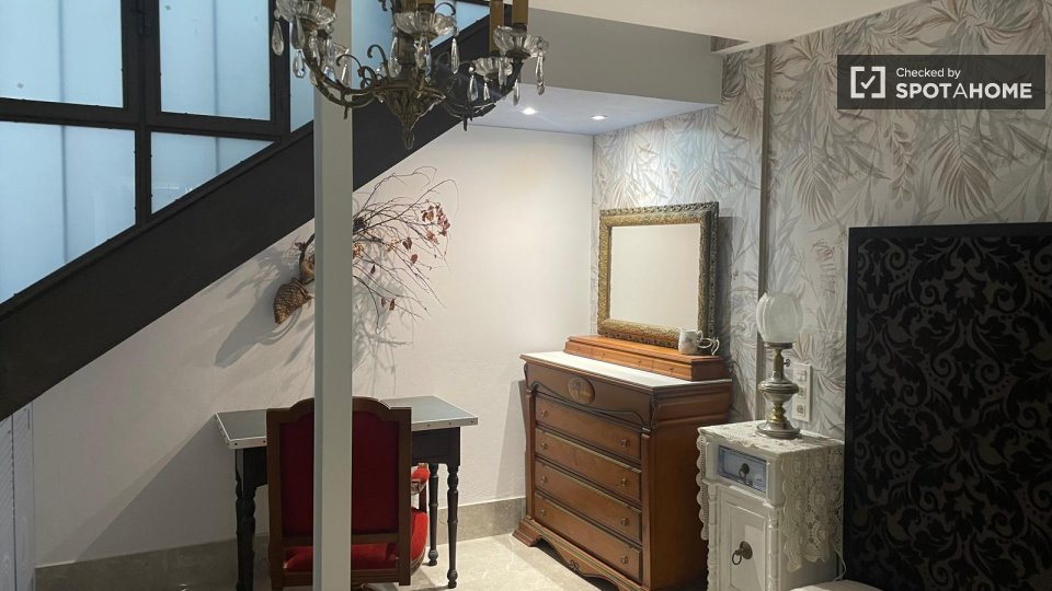 Apartment Almeria, 1 bed — photo 18