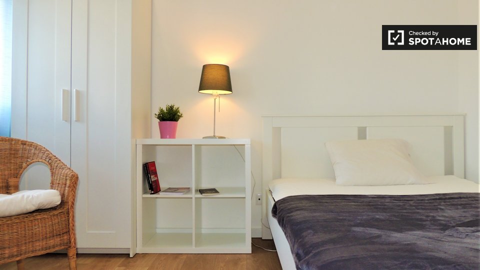 Double room Lisbon, 4 beds, 100m² — photo 3