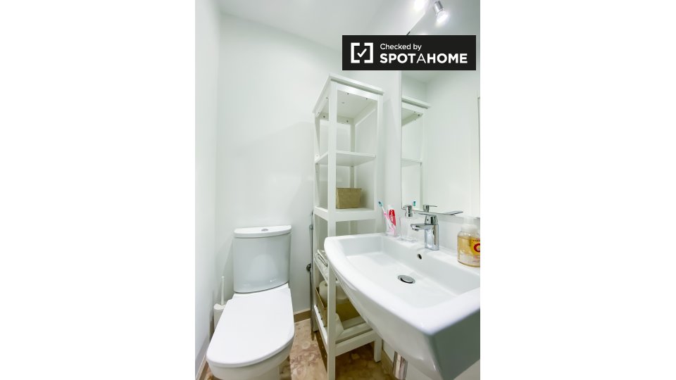 Apartment Lisbon, 1 bed, 40m² — photo 13