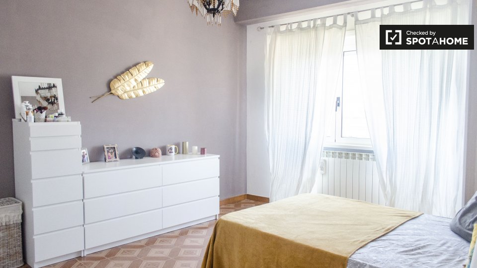 Double room Rome, 5 beds, 90m² — photo 1