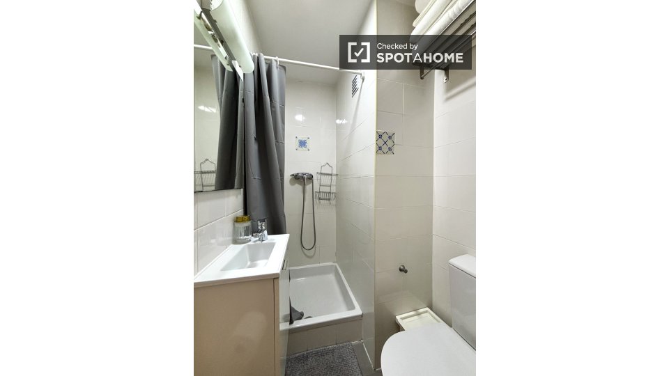 Apartment Lisbon, 1 bed, 32m² — photo 12