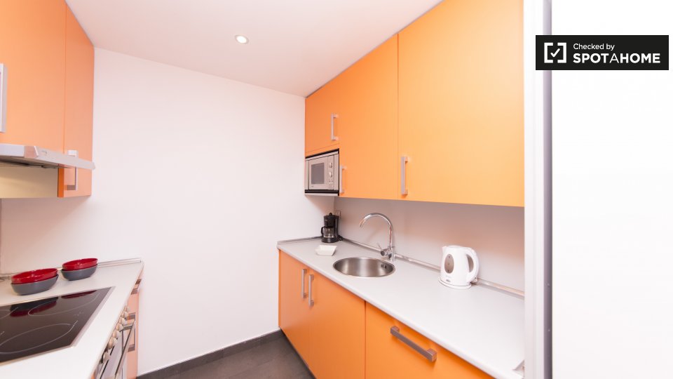 Apartment Madrid, 2 beds, 1m² — photo 12
