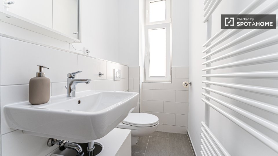 Double room Berlin, 4 beds, 60m² — photo 14