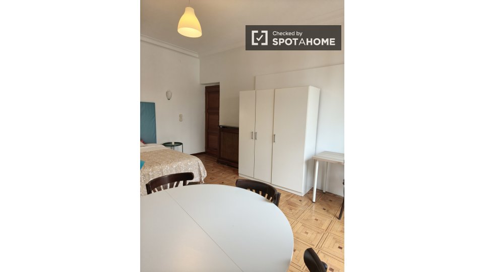 Double room Madrid, 6 beds, 200m² — photo 14