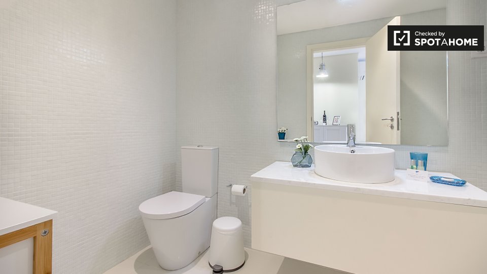 Apartment Porto, 1 bed, 55m² — photo 17