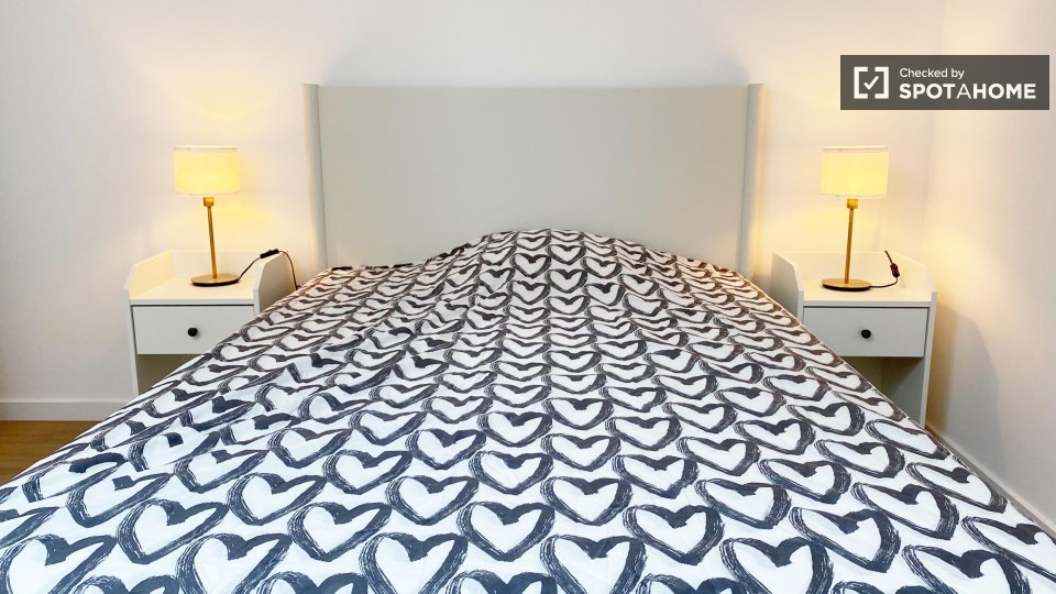 Double room Lisbon, 8 beds — photo 18