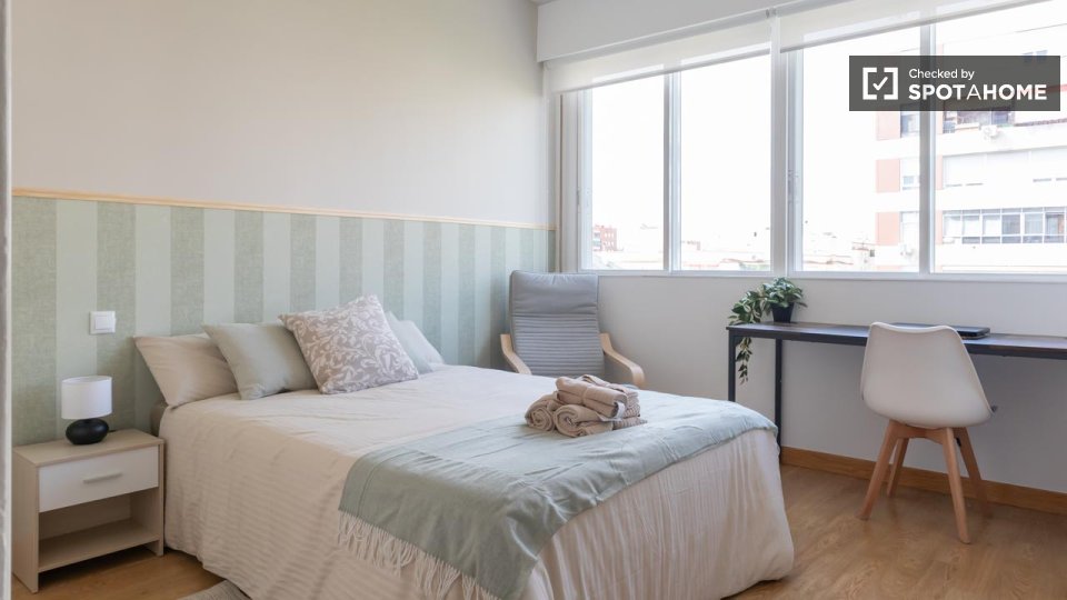 Double room Madrid, 5 beds — photo 31