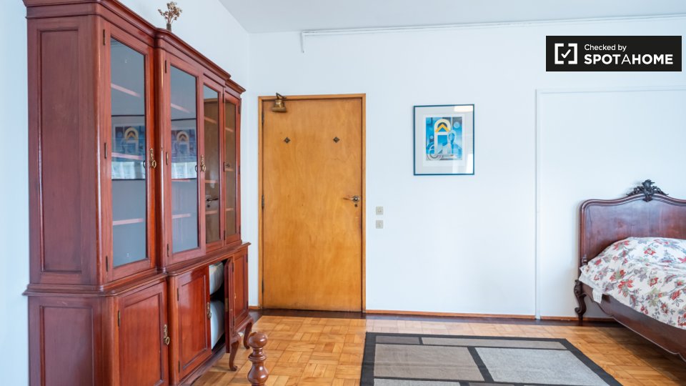 Double room Lisbon, 6 beds — photo 5