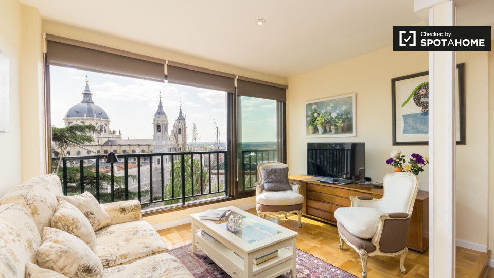 Apartment Madrid, 2 beds — photo 18