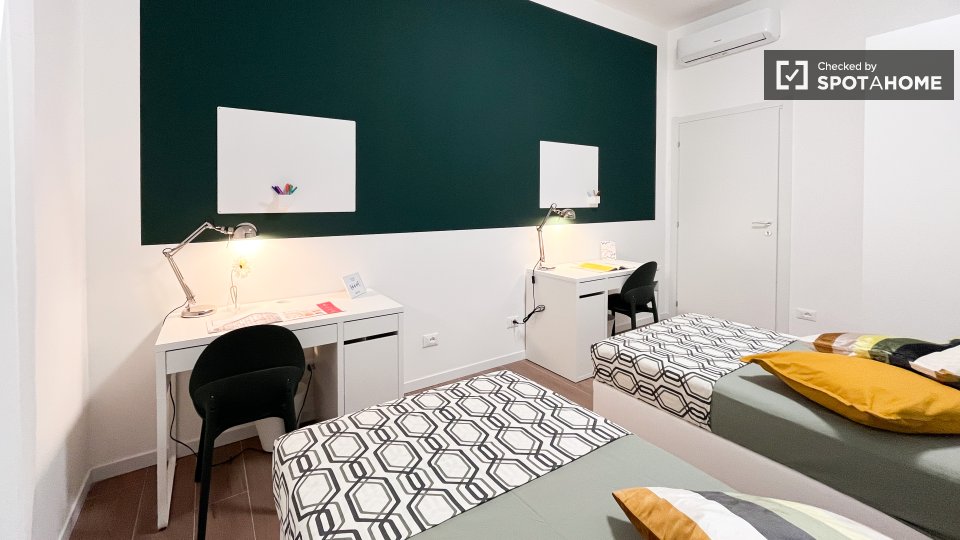 Double room Milan, 6 beds — photo 17