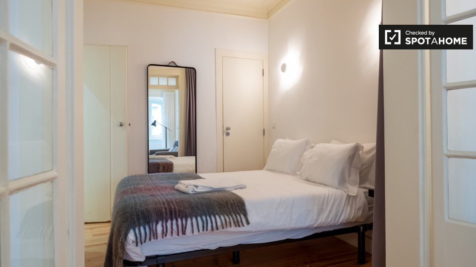 Apartment Lisbon, 2 beds — photo 13