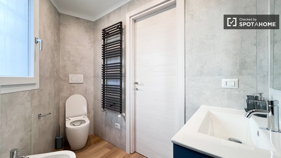 Double room Milan, 2 beds — photo 30
