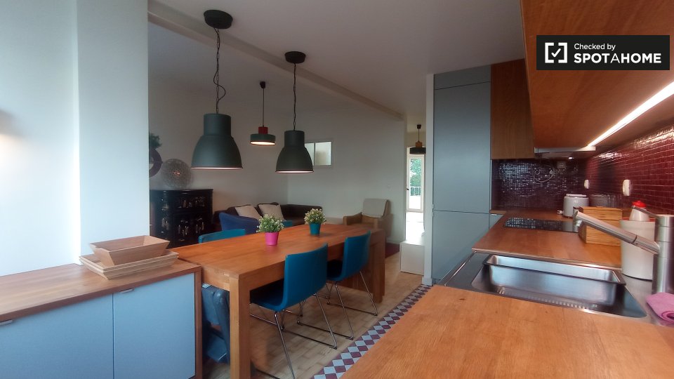 Apartment Lisbon, 2 beds, 68m² — photo 15
