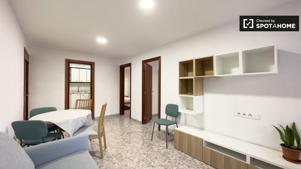 Double room Barcelona, 3 beds — photo 1
