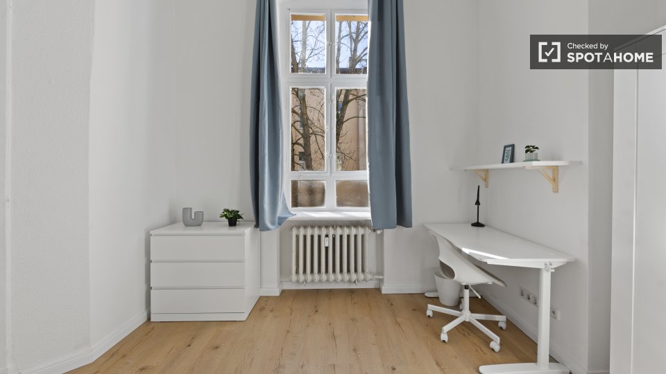 Double room Berlin, 8 beds, 209m² — photo 10