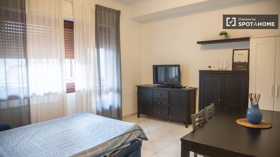 Chambre double Rome, 3 chambres — photo 10