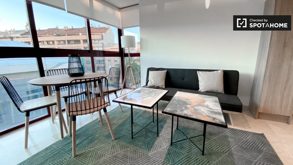 Apartment Valencia, 1 bed, 55m² — photo 17