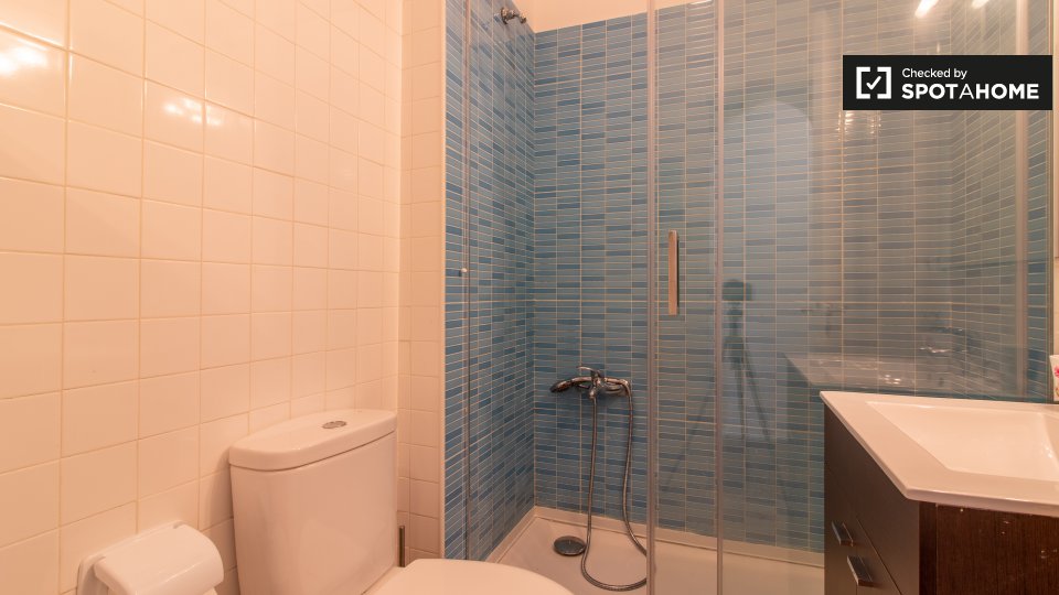 Apartment Lisbon, 1 bed, 50m² — photo 10