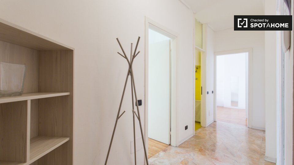 Apartment Milan, 1 bed — photo 2